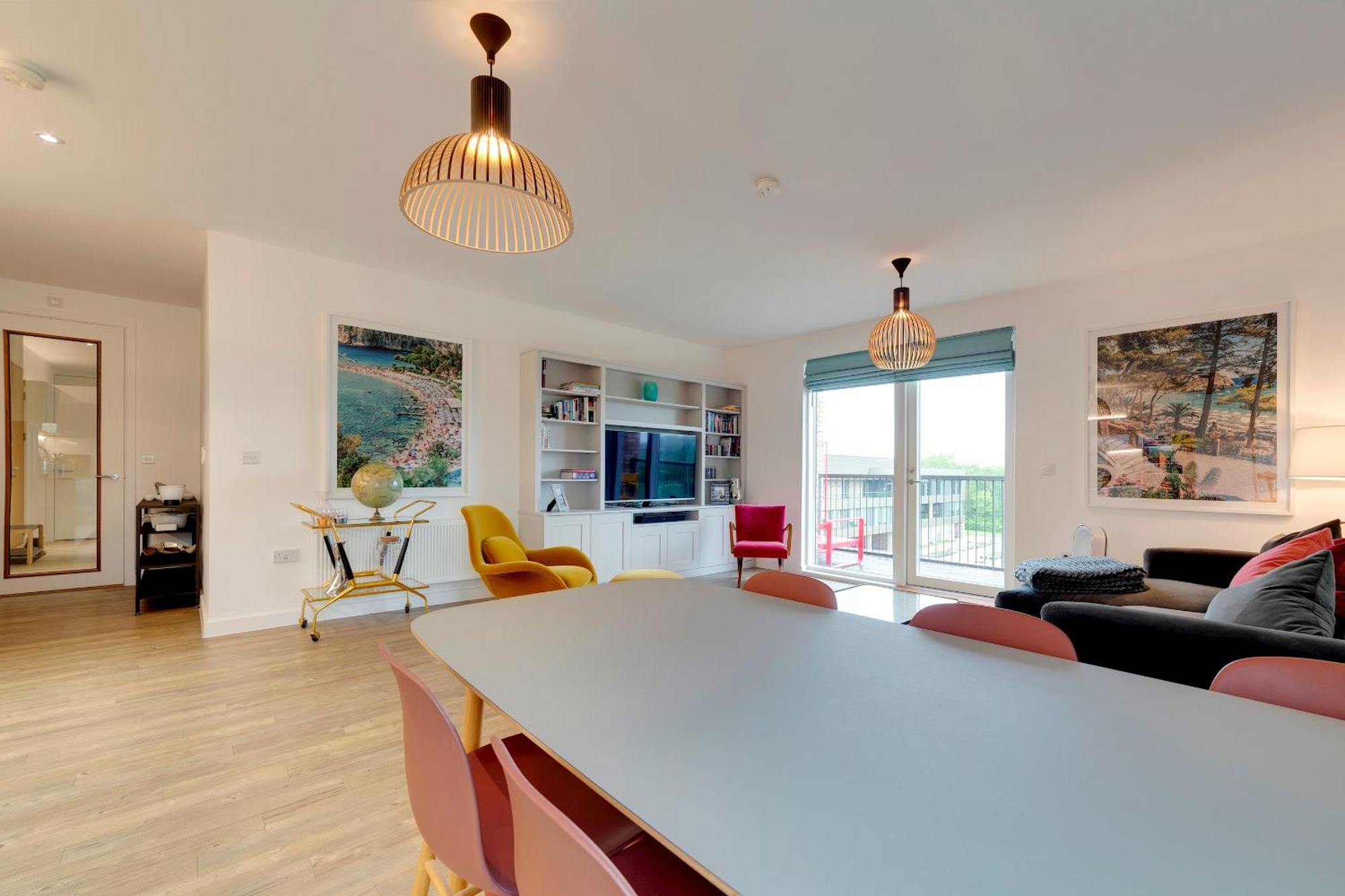 Pass The Keys Stunning And Spacious Modern Flat - Own Car Park CBG Exterior photo